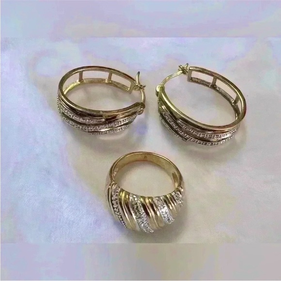 Macy’s Gold Textured Hoop Earrings and Ring Jewelry Set - Picture 2 of 3
